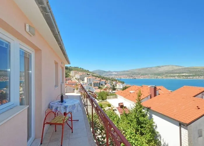 Apartments Sima
