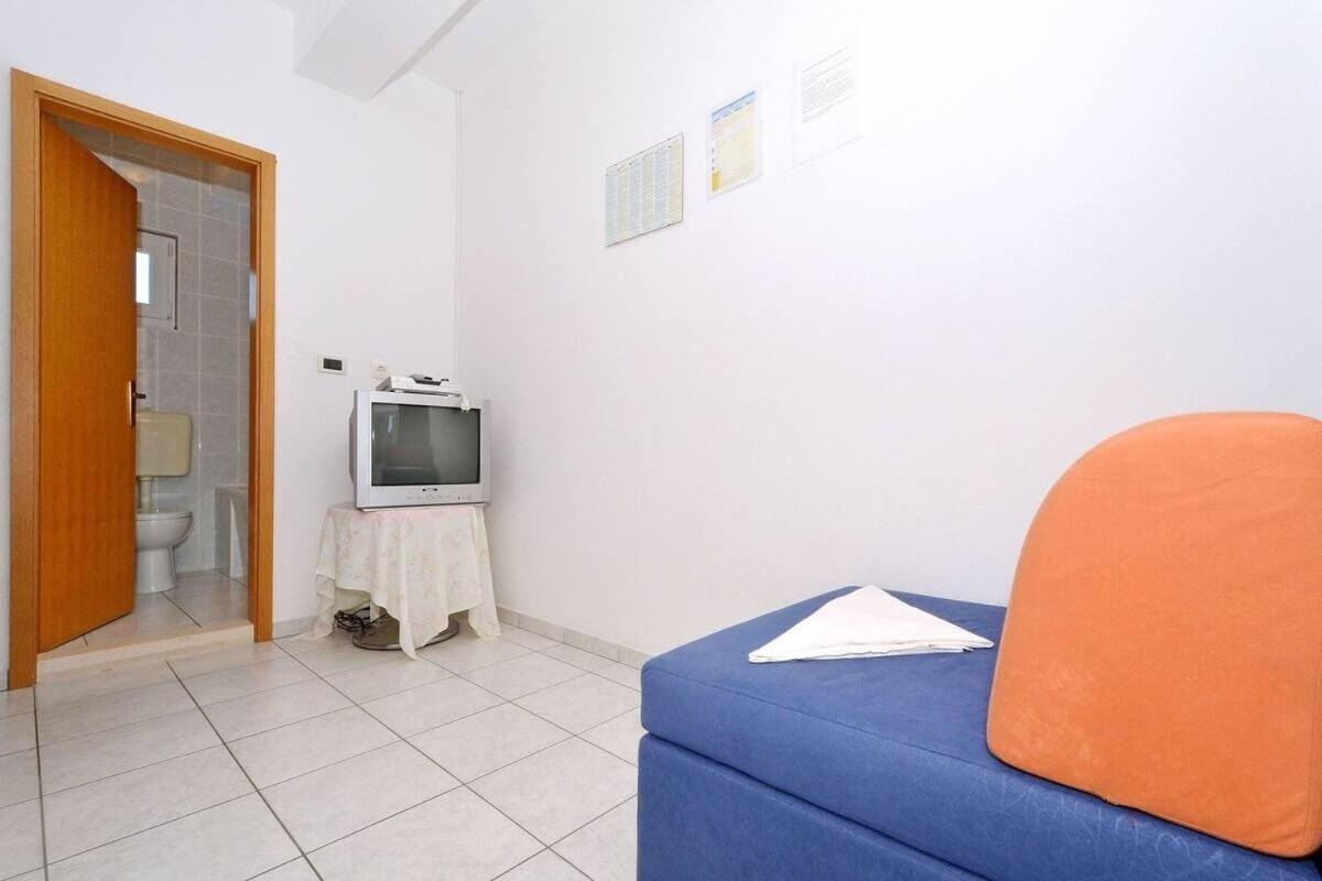 Apartment Sima *