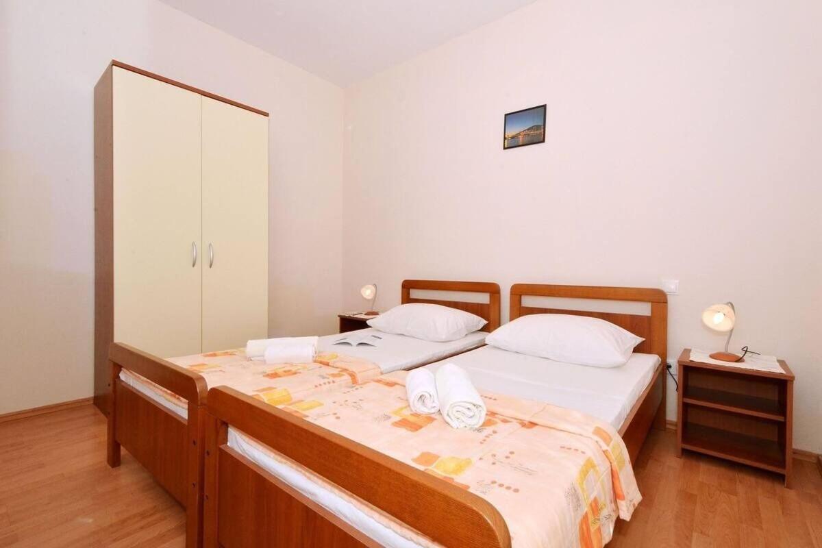 Sima Trogir