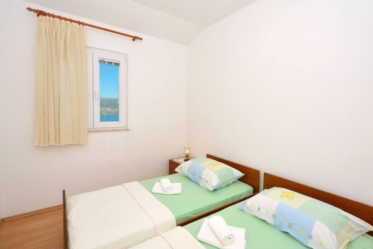 Sima Apartment