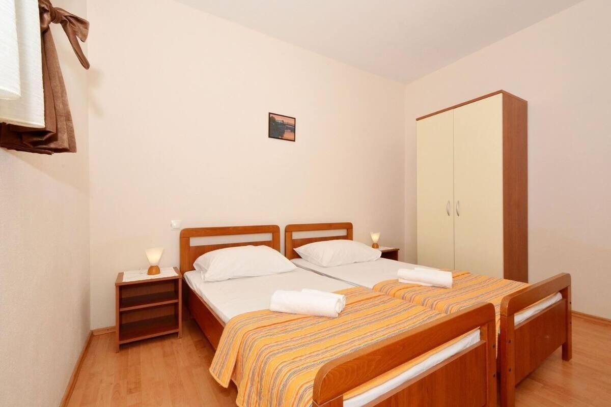 Appartement Sima *